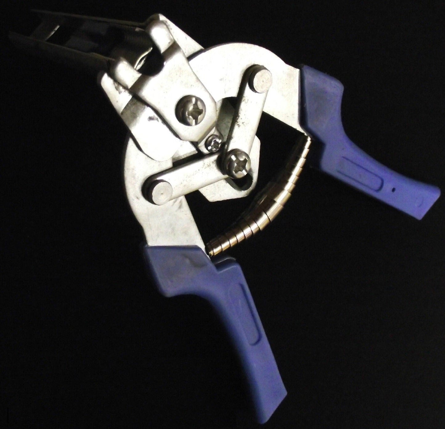 Premium Auto Feed Hog Ring Pliers 11/16 = 1/4 Circle Poultry Shrink Bag Wire Cage Pliers - Homesteading Supplies for Quail Enthusiasts
