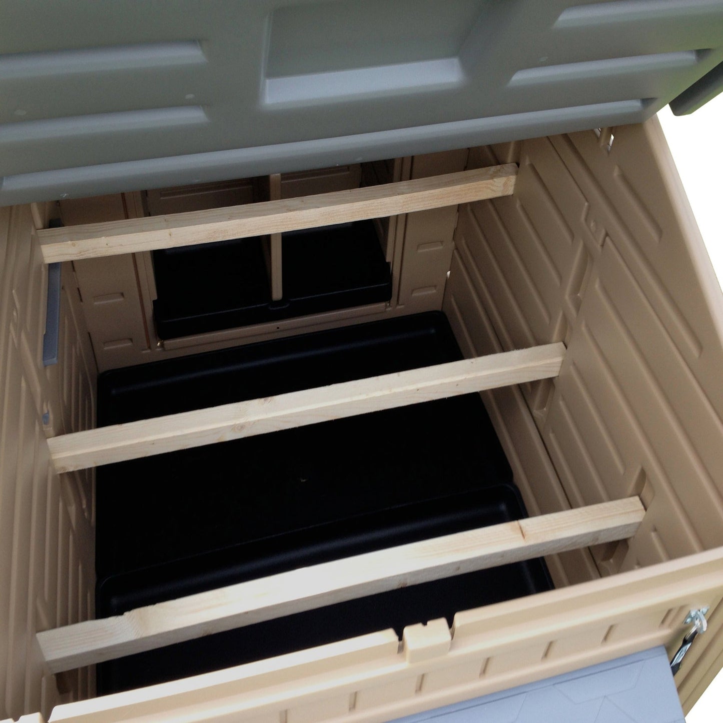 Large Chicken Coop (8 Bird)