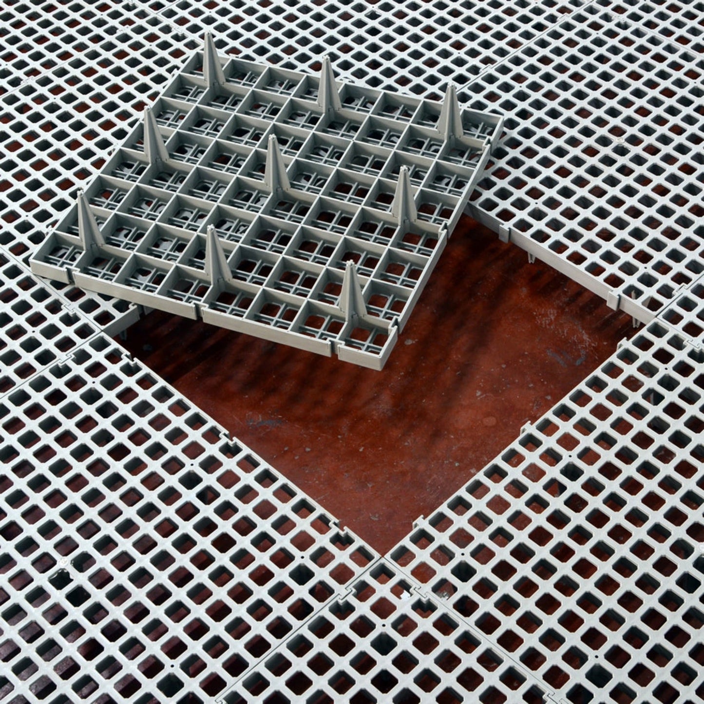 Slat Flooring - Small Hole (Legs: Short)