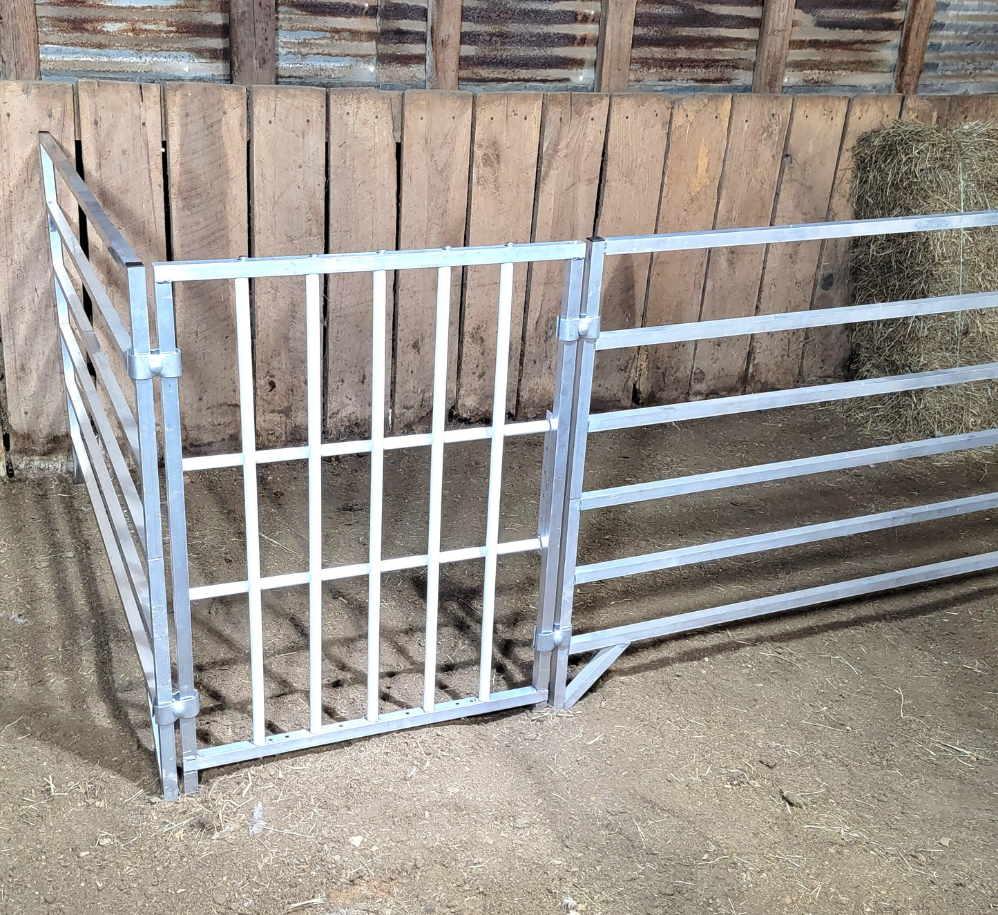 Premium Aluminum 30-Inch-Long by 40-Inch-Tall Sheep & Goat Lamb & Kid Creep Feeding Panel - Homesteading Supplies for Quail Enthusiasts