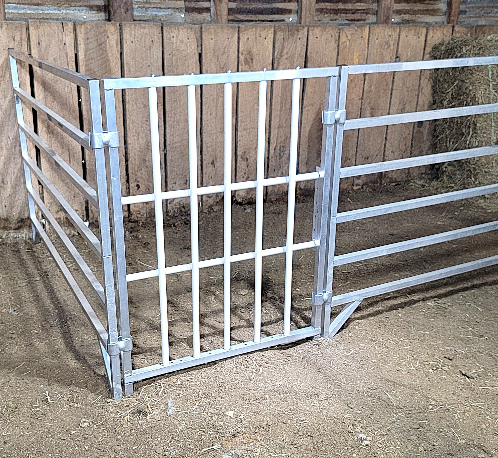Premium Aluminum 30-Inch-Long by 40-Inch-Tall Sheep & Goat Lamb & Kid Creep Feeding Panel - Homesteading Supplies for Quail Enthusiasts