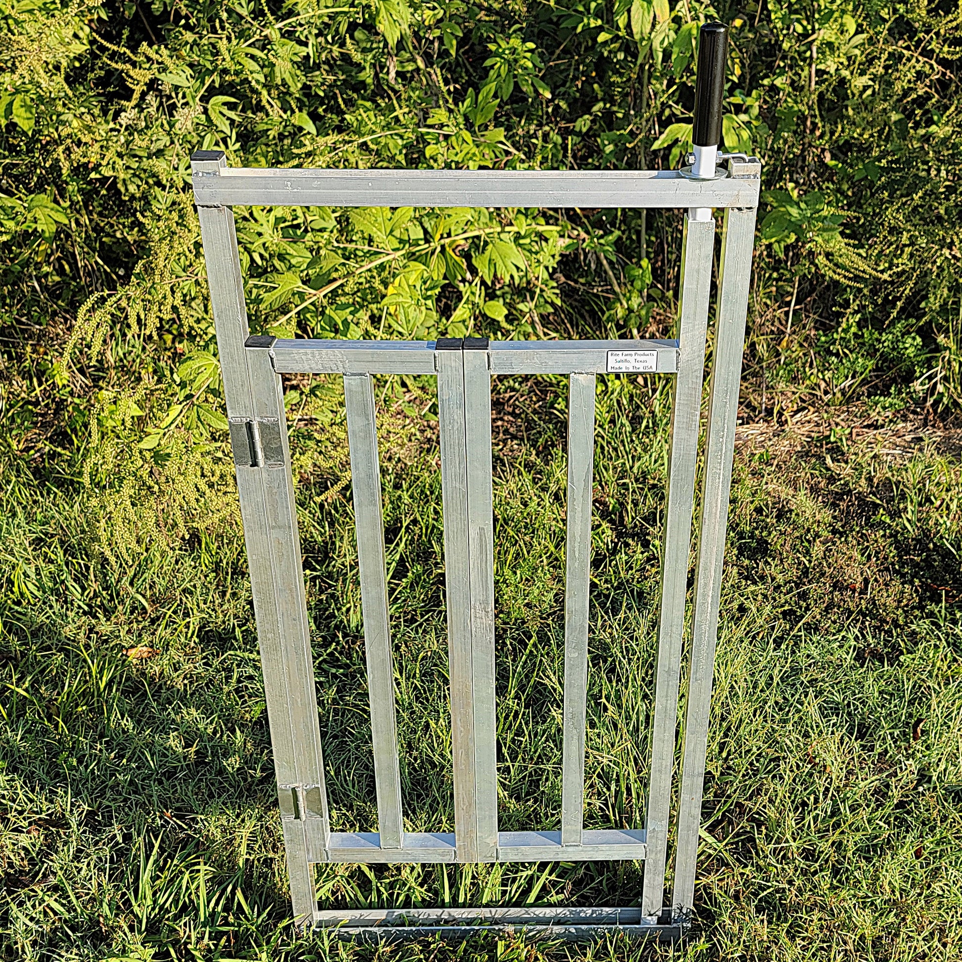 Premium Aluminum 40-Inch-Tall Sheep & Goat Folding Stop Gate for Sorting Alley & Pen Systems - Homesteading Supplies for Quail Enthusiasts