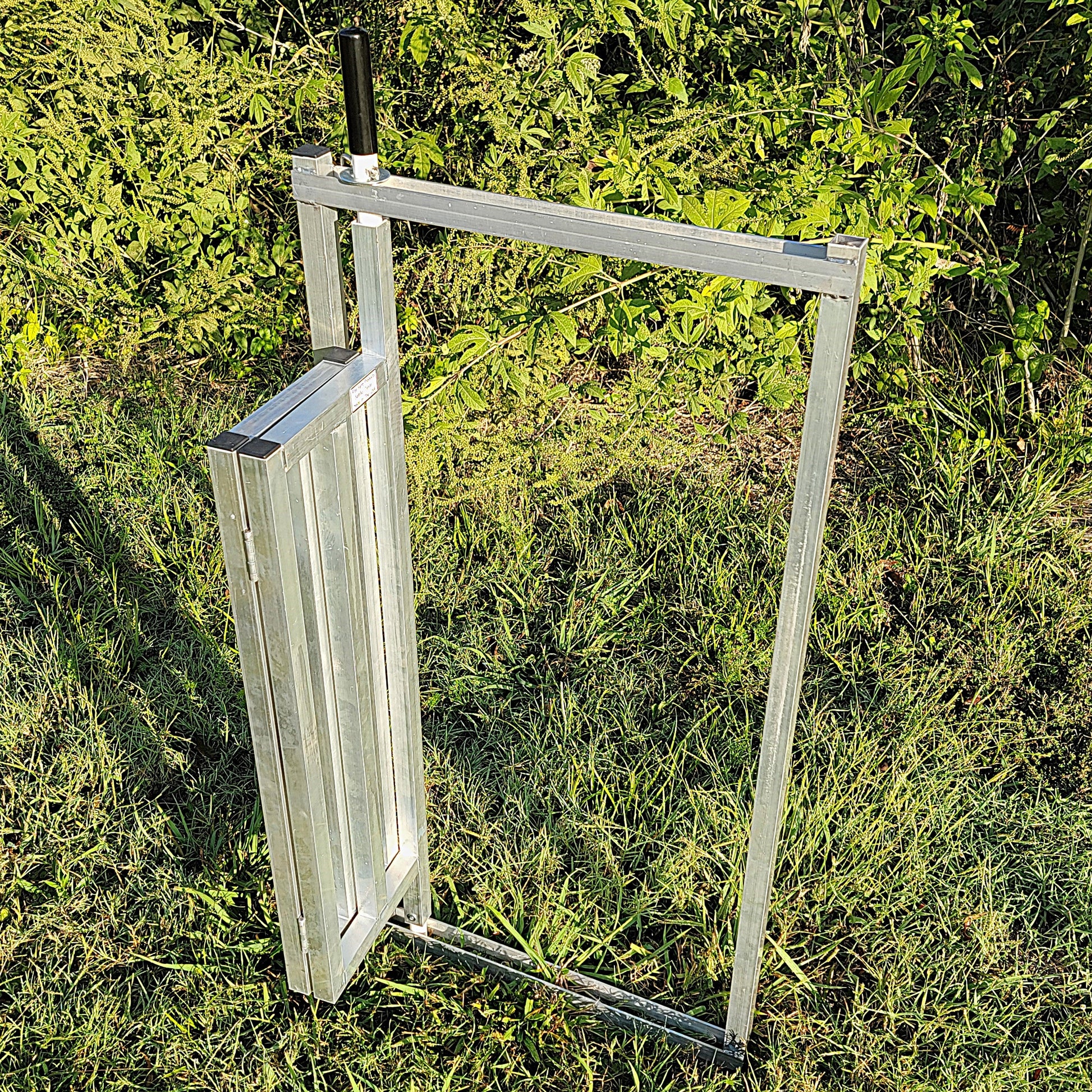 Premium Aluminum 40-Inch-Tall Sheep & Goat Folding Stop Gate for Sorting Alley & Pen Systems - Homesteading Supplies for Quail Enthusiasts