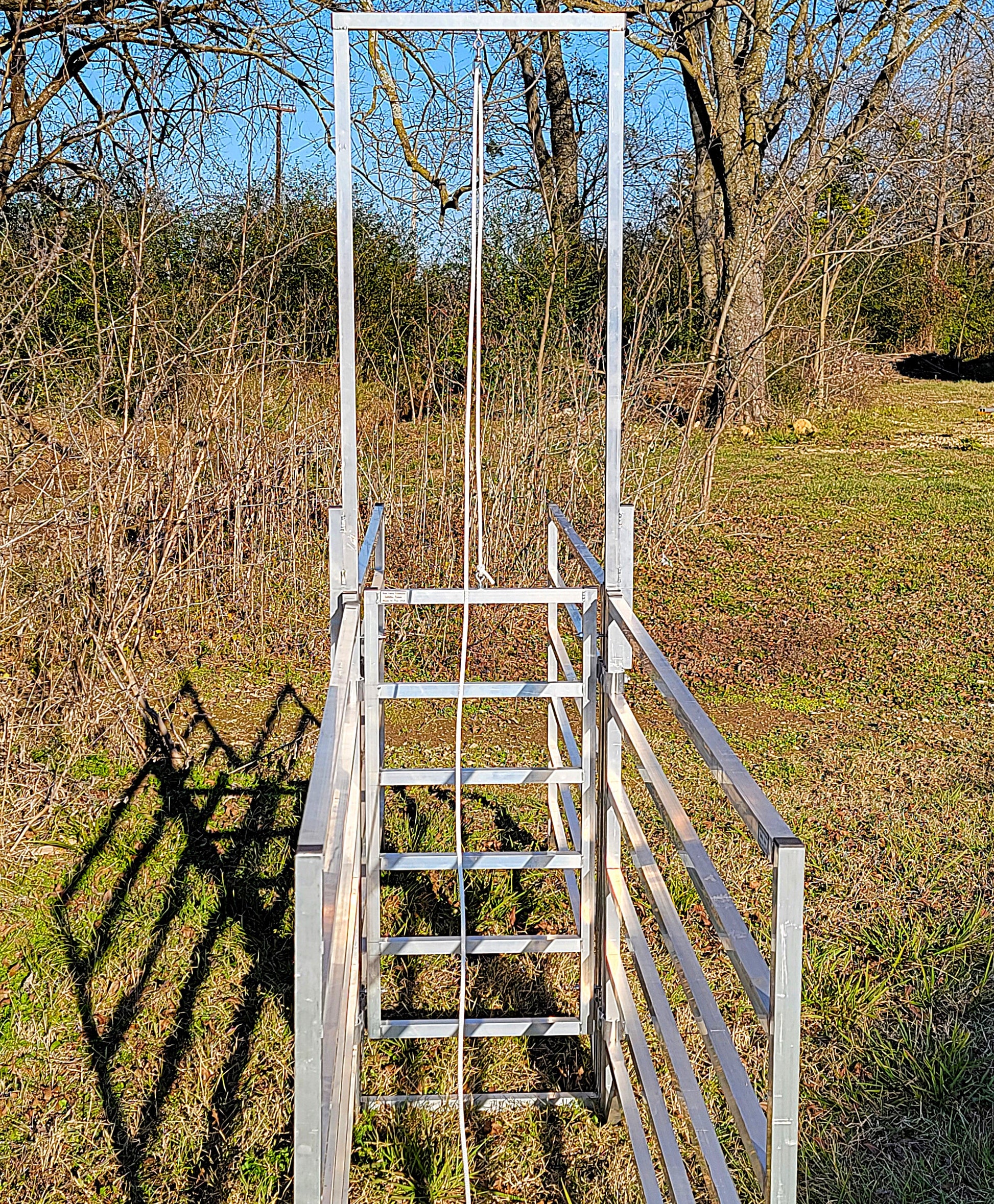Premium Aluminum 80-Inch-Tall Sheep & Goat Guillotine Stop Gate for Sorting Alley & Pen Systems - Homesteading Supplies for Quail Enthusiasts