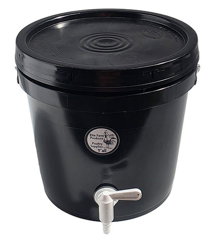 Quail Town Cages by Rite Farm Products - 2 Gallon Water Reservoir Kit