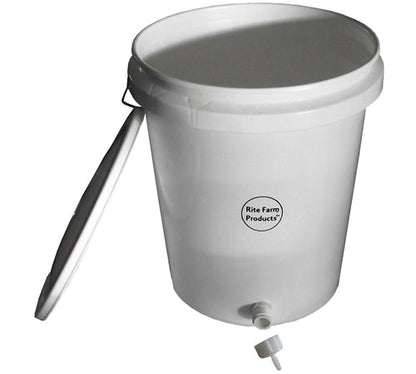 Premium 5 gallon 1/4" hose barb gravity rabbit drinker kit - Homesteading Supplies for Quail Enthusiasts
