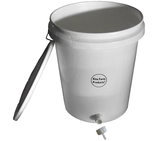 Premium 5 gallon 1/4" hose barb gravity rabbit drinker kit - Homesteading Supplies for Quail Enthusiasts